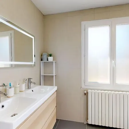 Holiday home Le Refuge De Brantome Les Doumen